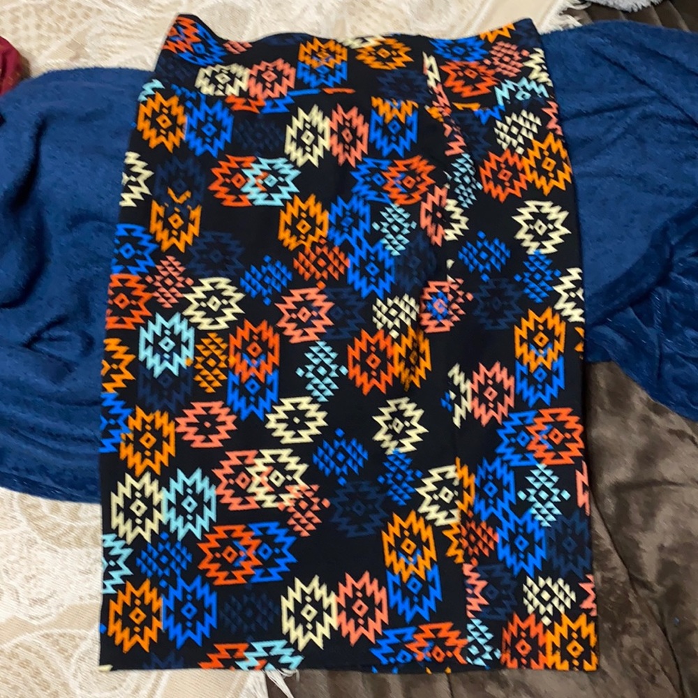 Lularoe skirt